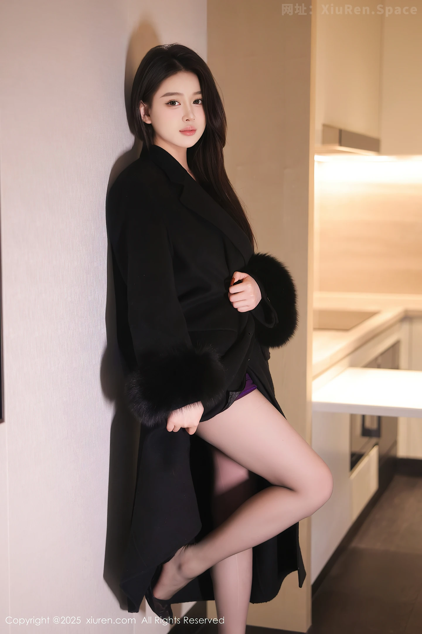 图片[4]-[XiuRen秀人网] VOL.10050 模特温妮性感紫色薄透情趣服饰配超薄黑丝秀凹凸身材诱惑写真76P-秀人网官方网站